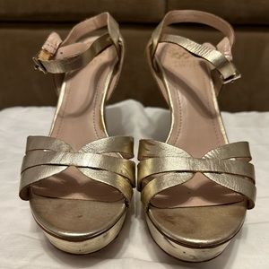 Vince Camuto 4” Heel Sandal Dress Shoe Gold